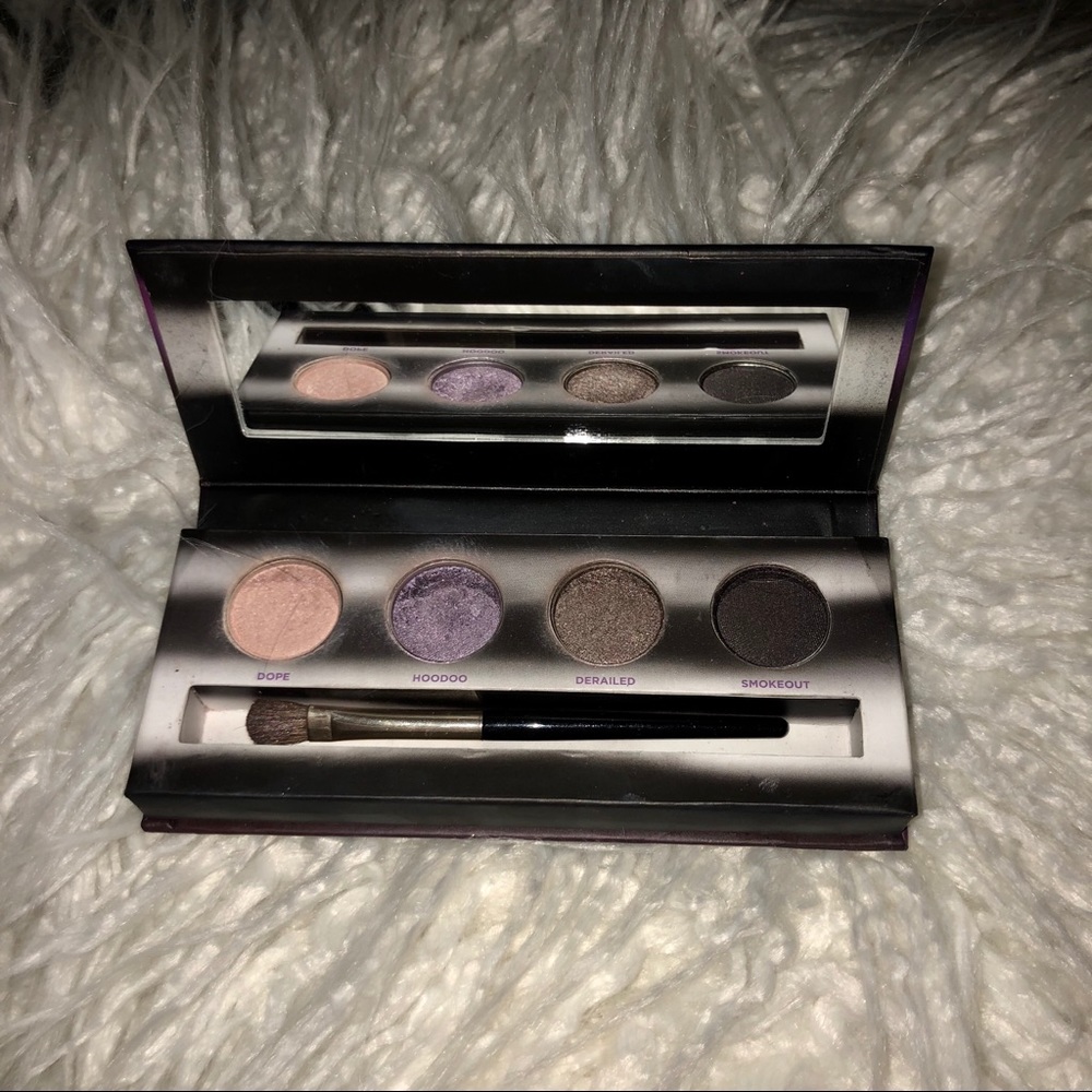 Urban Decay Urban Vices Eyeshadow Palette